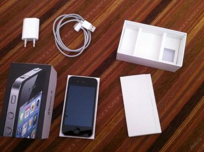 Лот: 5949229. Фото: 1. Iphone 4 Нерабочий. Смартфоны