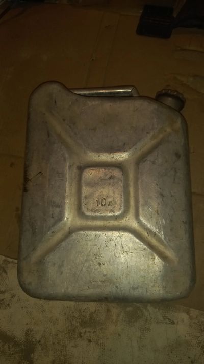 Лот: 20589511. Фото: 1. Канистра металлическая. Ёмкости для топлива, канистры