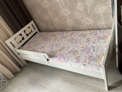 Лот: 23599112. Фото: 1. Кровать икеа. Детские кровати и кроватки