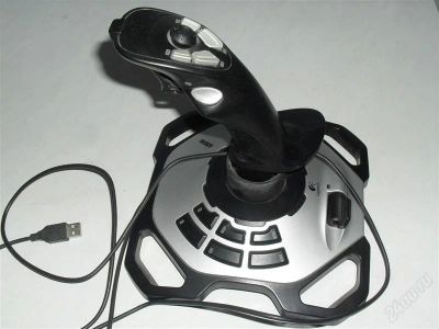 Лот: 1797216. Фото: 1. Джойстик Logitech EXTREME 3D PRO. Рули, джойстики