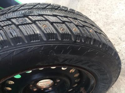 Лот: 14763018. Фото: 1. Шины 215*65 R15 michelin зима... Шины
