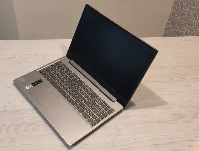 Лот: 19235023. Фото: 1. Lenovo 15.6" FullHD i3-10110u... Ноутбуки
