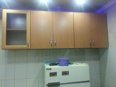 Лот: 7244867. Фото: 1. кухонный гарнитур в гостинку. Кухонные гарнитуры
