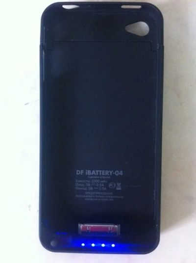 Лот: 6177379. Фото: 1. чехол-аккумулятор для iphone 4... Зарядные устройства, блоки питания, адаптеры сетевые для смартфонов