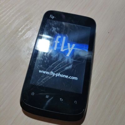Лот: 14283408. Фото: 1. Смартфон Fly E154. Смартфоны