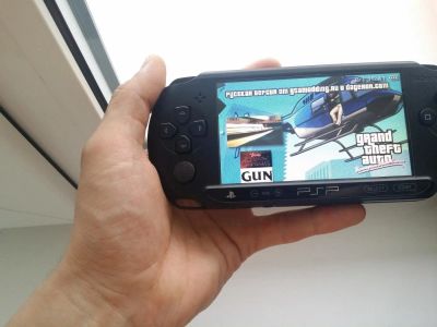 Лот: 10861978. Фото: 1. PSP E1008. Игровые приставки, консоли