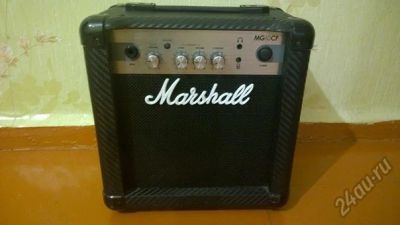 Лот: 5738618. Фото: 1. Комбоусилитель Marshall MG10CF. Гитарные эффекты и комбоусилители