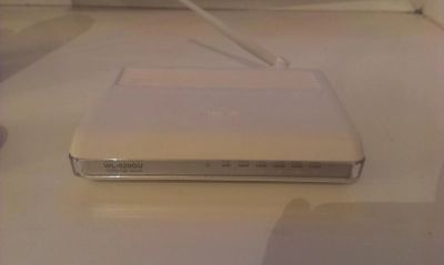 Лот: 4154130. Фото: 1. Продам роутер Asus wl520gu. WiFi, Bluetooth адаптеры