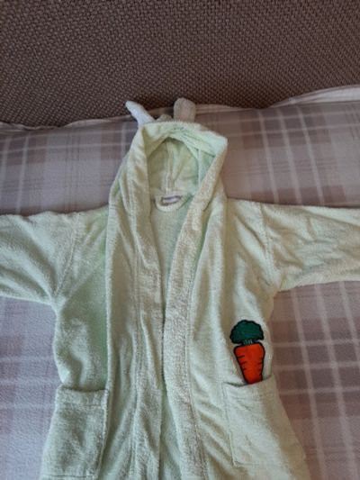 Лот: 15765533. Фото: 1. Халат махровый детский 3 - 5 лет. Одежда для дома