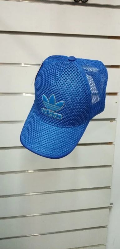 Лот: 16261056. Фото: 1. Кепка Adidas Новая Бейсболка. Мячи, ракетки, шайбы, клюшки
