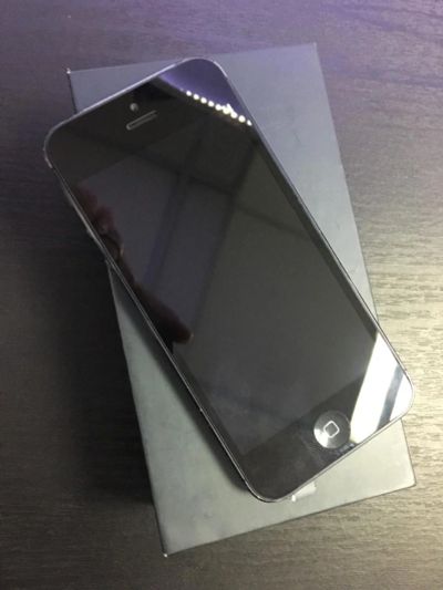 Лот: 8657799. Фото: 1. iPhone 5 16g чёрный. Смартфоны