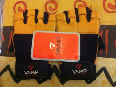 Лот: 6057293. Фото: 1. Спорт качамбо - перчатки VAMP. Перчатки