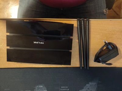 Лот: 16740551. Фото: 1. Продам роутер tp-link n750. Маршрутизаторы (роутеры)