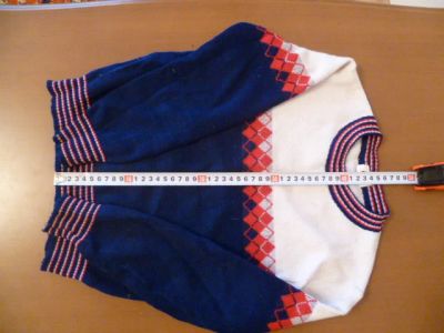 Лот: 3556706. Фото: 1. Свитер. Свитера, худи, толстовки