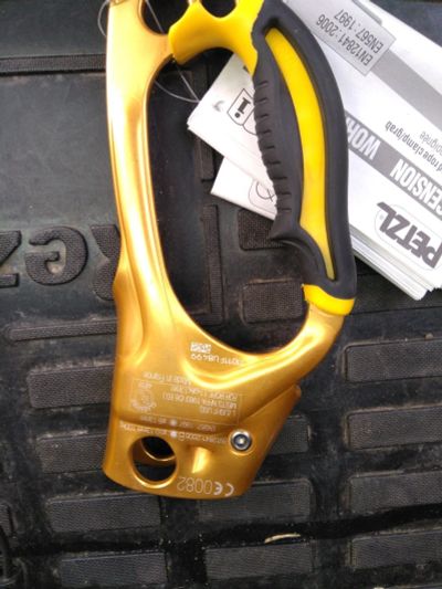 Лот: 16506312. Фото: 1. Жумар Petzl. Альпинизм и скалолазание