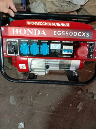 Лот: 24426066. Фото: 1. honda eg5500cxs генератор. Бензо-, мотоинструмент