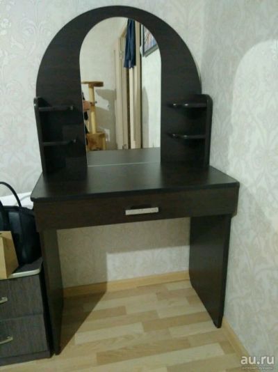 Лот: 13547013. Фото: 1. Туалетный столик. Туалетные столики