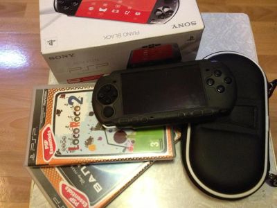 Лот: 3463170. Фото: 1. Продам psp 3008 piano black c... Игровые приставки, консоли