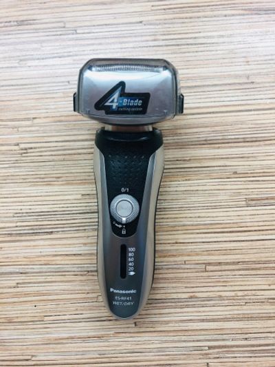 Лот: 14427226. Фото: 1. Электрическая бритва Philips ES-RF41. Укладка и стрижка волос, бритьё, эпиляция
