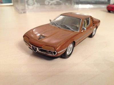 Лот: 6583128. Фото: 1. Alfa Romeo Montreal из журнальной... Автомоделизм