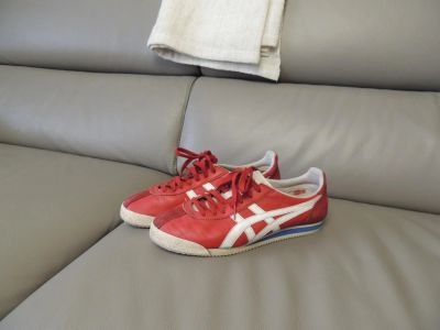 Лот: 4992628. Фото: 1. Кроссовки Asics Tiger. Кеды, кроссовки, слипоны