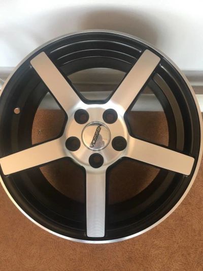 Лот: 10162968. Фото: 1. Легендарные диски Vossen R15 5x100... Диски