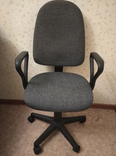 Лот: 17330331. Фото: 1. Кресло компьютерное. Стулья и кресла офисные