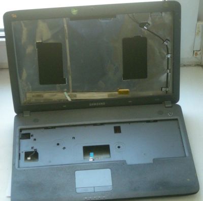 Лот: 8144831. Фото: 1. Корпус ноутбука Samsung R530. Корпуса, блоки питания