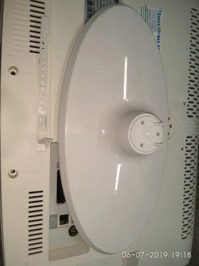 Лот: 14026846. Фото: 1. подставка tv Samsung LE22C451E2W. Кронштейны, стойки, подставки