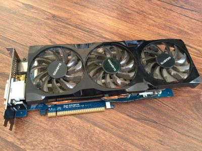 Лот: 8130770. Фото: 1. видеокарта Gigabyte GTX 570 отличное... Видеокарты