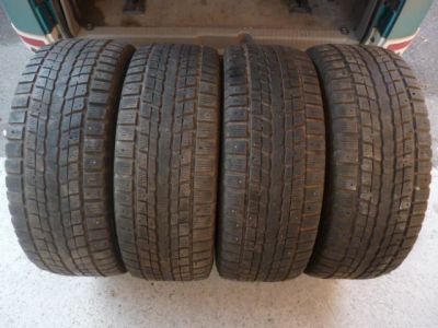 Лот: 8263184. Фото: 1. Комплект Dunlop 4шт. 285/65R17. Шины
