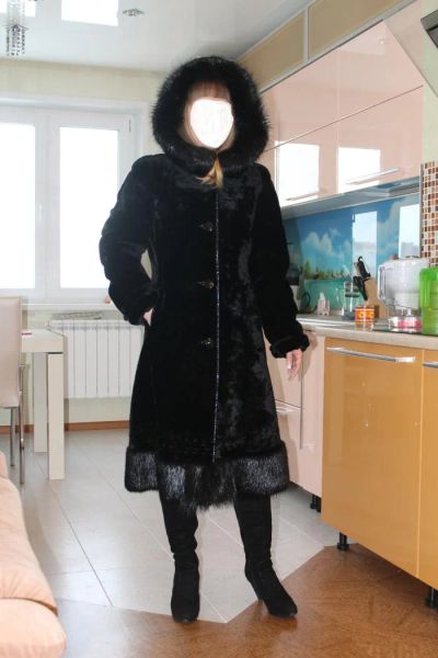 Лот: 8218137. Фото: 1. Шуба мутоновая Фаворит. Верхняя одежда