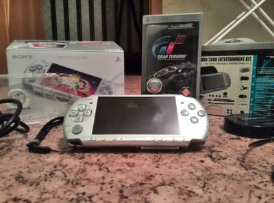 Лот: 4922977. Фото: 1. Psp 3008 прошитая. Игровые приставки, консоли