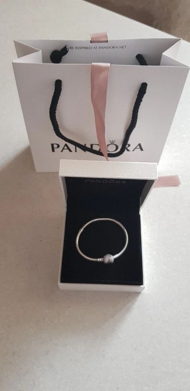 Лот: 13283371. Фото: 1. Новый браслет Pandora. Браслеты