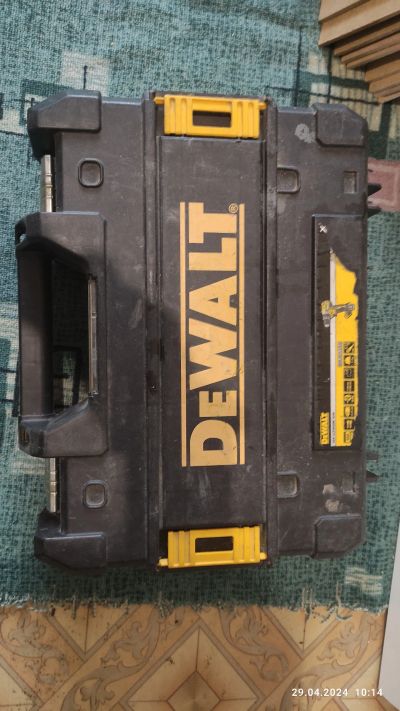 Лот: 22159389. Фото: 1. Кейс Dewalt. Кейсы, сумки для инструмента