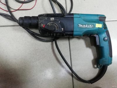 Лот: 14919735. Фото: 1. перфоратор Makita hr2450 id:ro. Электроинструмент