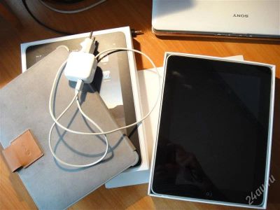 Лот: 1104294. Фото: 1. Apple iPad 1 - 16 gb wi-fi. Планшеты