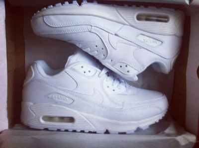 Лот: 5250980. Фото: 1. Nike air max 90 белые кожаные. Другое (женская обувь)
