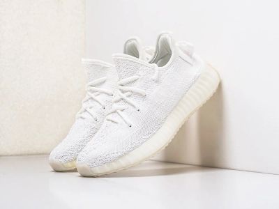 Лот: 16985899. Фото: 1. Кроссовки Adidas Yeezy 350 Boost... Кеды, кроссовки, слипоны