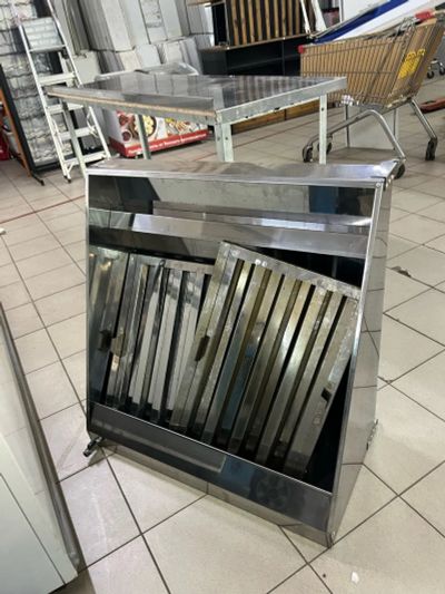Лот: 23904701. Фото: 1. Зонт вытяжной нерж с жироуловителем. Нейтральное для общепита