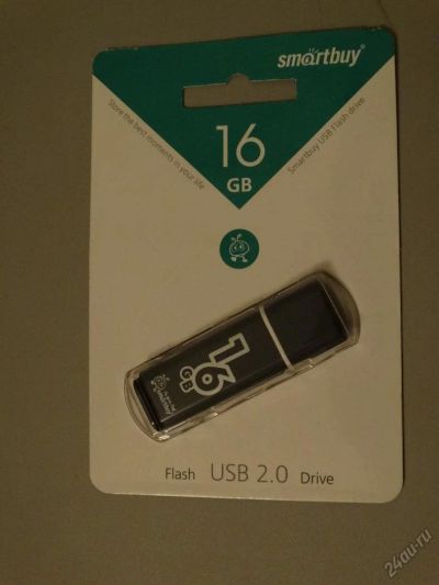 Лот: 5700688. Фото: 1. Флешка на 16Gb, Smartbuy. USB-флеш карты