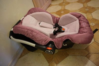 Лот: 6425747. Фото: 1. Автолюлька HappyBaby. Детские автокресла