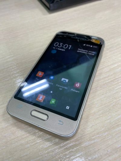 Лот: 16293093. Фото: 1. Смартфон Samsung Galaxy J1 Mini... Смартфоны