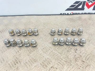Лот: 25747862. Фото: 1. гайки колесные Hyundai Elantra... Двигатель и элементы двигателя