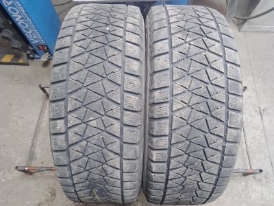 Лот: 24696508. Фото: 1. 2шт 265-65-17 Bridgestone Blizzak... Шины