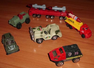 Лот: 11021464. Фото: 1. Машинки военные разные 6 шт 6... Машины и техника
