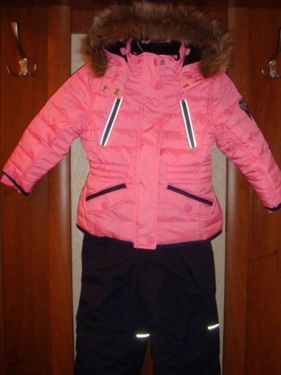 Лот: 4504858. Фото: 1. Зимний костюм для девочки NEXT... Верхняя одежда