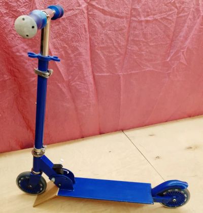 Лот: 25196723. Фото: 1. Самокат Scooter, складной. Самокаты