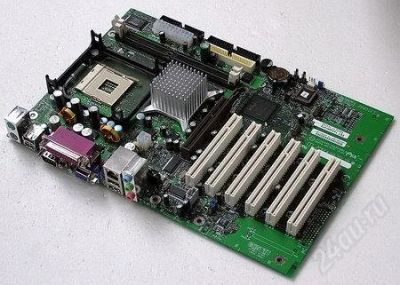 Лот: 1297224. Фото: 1. Материнская плата Intel D845GEBV2... Материнские платы