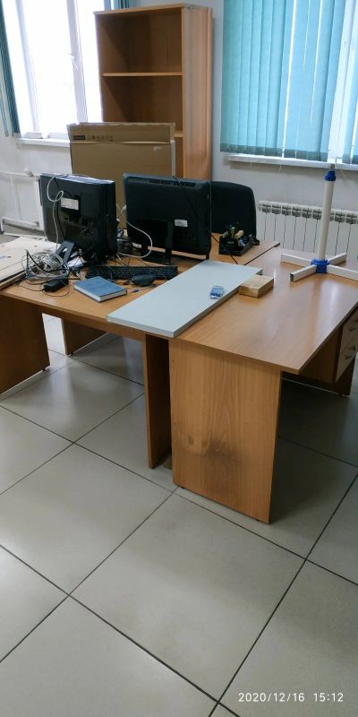 Лот: 17010832. Фото: 1. Столы офисные 120*60*75 см (б... Компьютерные и письменные столы